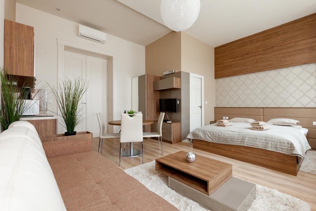 Holidays Concept Budapest Room photo